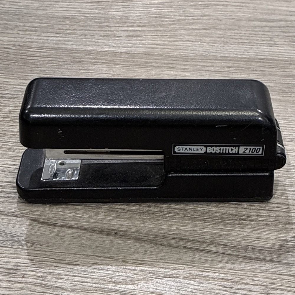Vintage Stanley Bostitch Model B2100 Stapler Black Made In USA + Staples